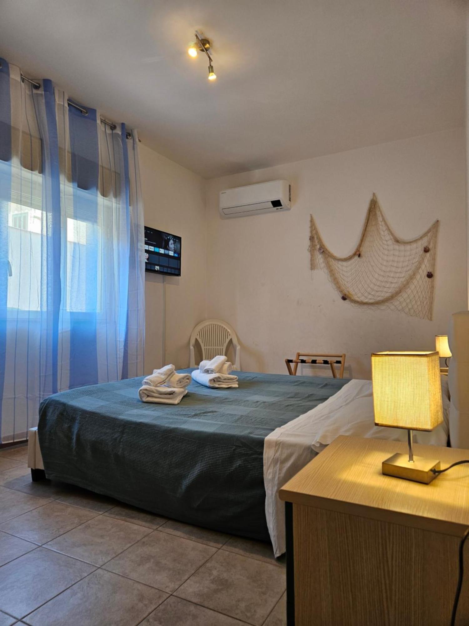 Family House Letojanni Taormina Apartment ภายนอก รูปภาพ