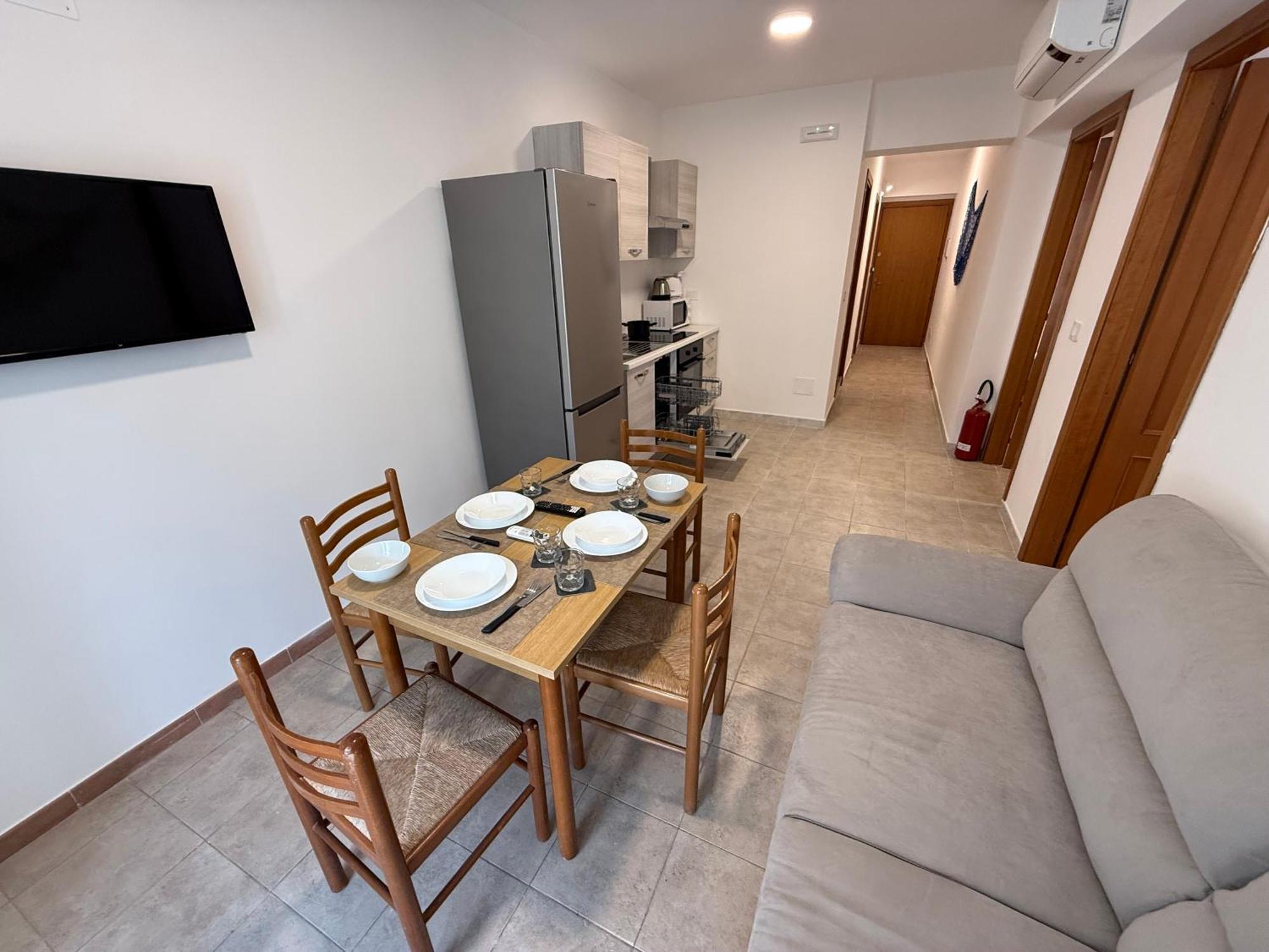 Family House Letojanni Taormina Apartment ภายนอก รูปภาพ