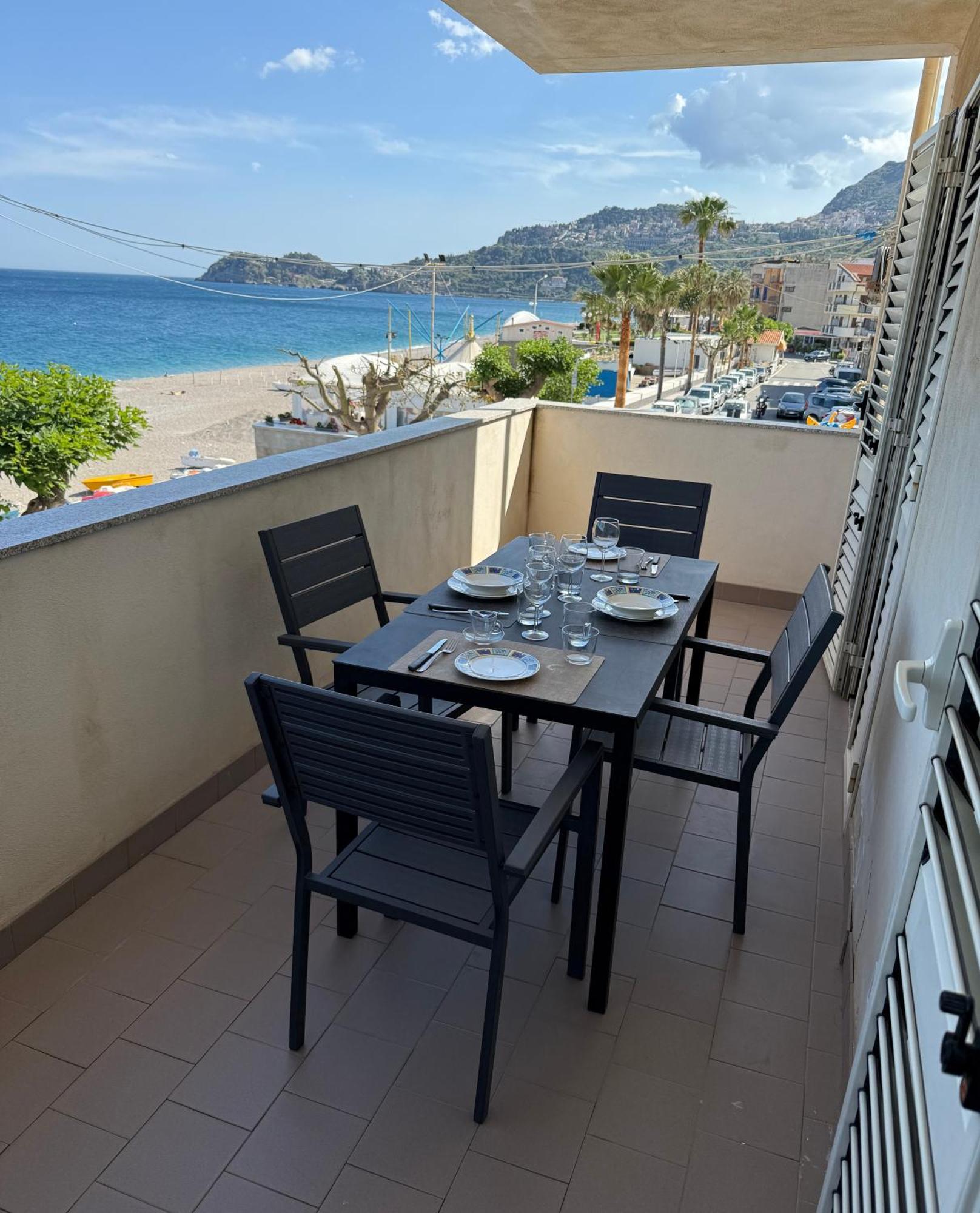 Family House Letojanni Taormina Apartment ภายนอก รูปภาพ